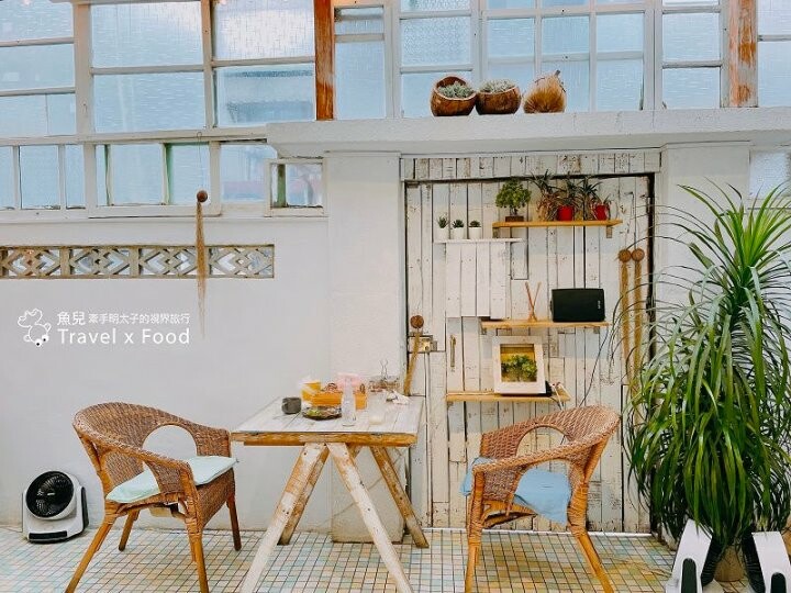 隱身在市場裡的平價泰式料理,每個角落都能拍出南洋風網美照,sà-wàt-dee~阿含Thai @魚兒 x 牽手明太子的「視」界旅行