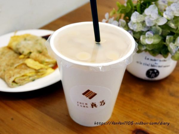 台北必吃早餐店【真芳-碳烤吐司紅茶牛奶】#蛋餅 #三明治 #早餐 #炭烤吐司 (10).JPG