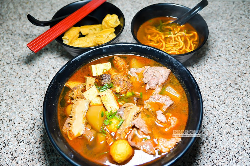 廖添丁香川麻辣燙-麻辣燙滷味豐富多樣選擇,湯頭先甘甜麻辣後勁