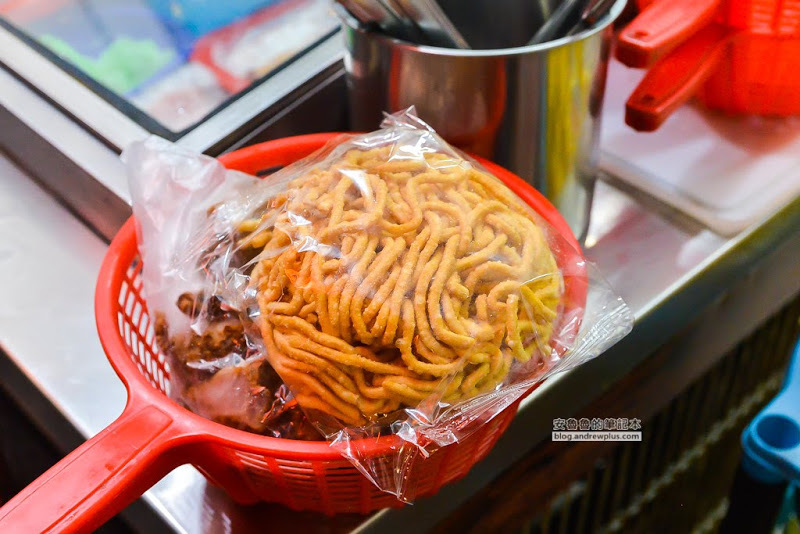 廖添丁香川麻辣燙-麻辣燙滷味豐富多樣選擇,湯頭先甘甜麻辣後勁