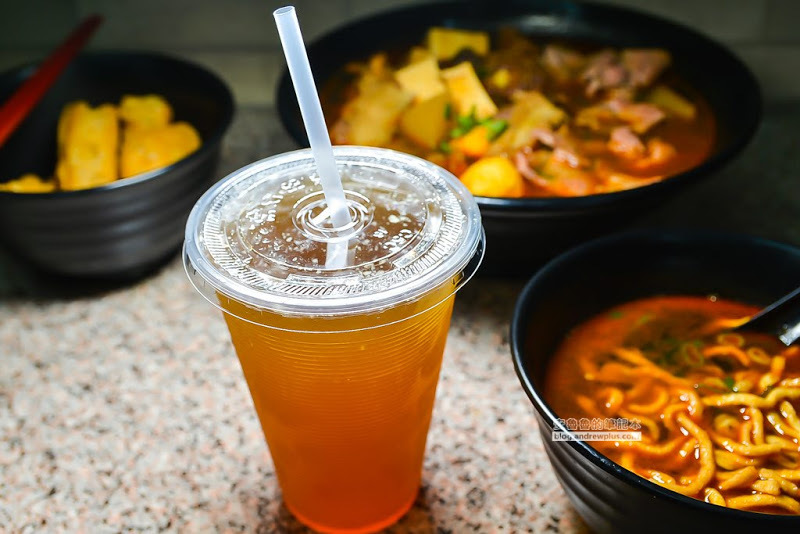 廖添丁香川麻辣燙-麻辣燙滷味豐富多樣選擇,湯頭先甘甜麻辣後勁