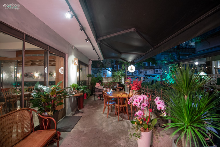 台北餐酒館推薦》Old Seat Restaurant.Cafe 川酒&咖啡 - 在老位川酒中體驗麻辣微醺老味 - 時空幻境 凌雲江海清