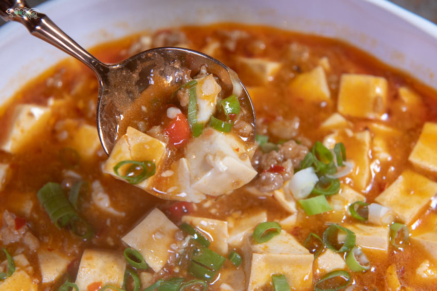 台北餐酒館推薦》Old Seat Restaurant.Cafe 川酒&咖啡 - 在老位川酒中體驗麻辣微醺老味 - 時空幻境 凌雲江海清