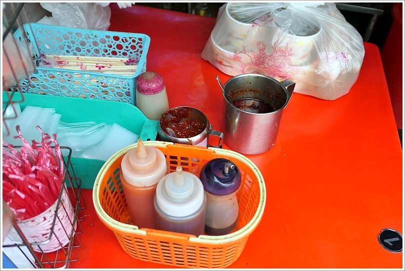 【屏東東港】黑食堂飯湯.滿料又大碗的早午餐!