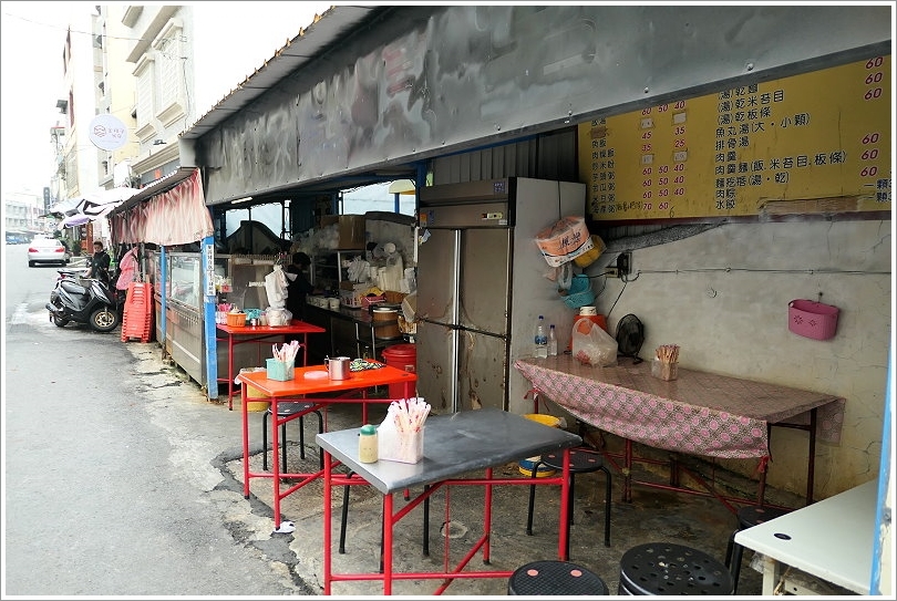 【屏東東港】黑食堂飯湯.滿料又大碗的早午餐!