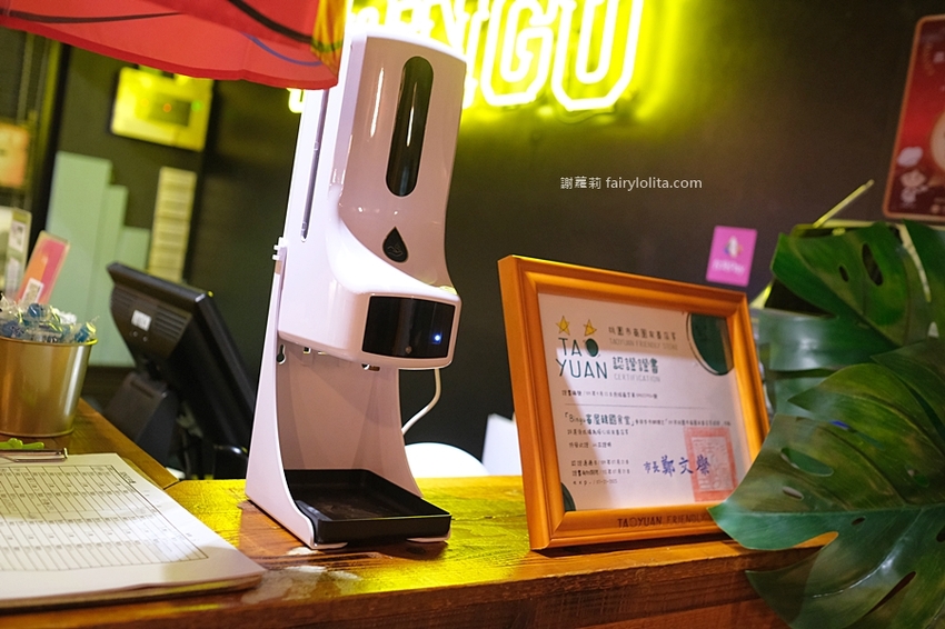 BINGU Beer 賓屋韓式小酒館。中壢新開幕小酒館，「樂磕深水炸彈」讓你玩到瘋！