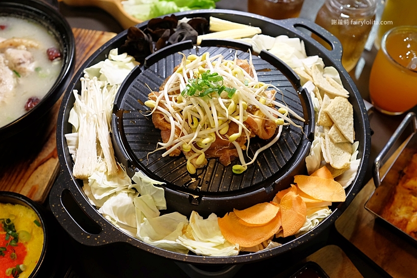 只要295元，中壢韓式銅盤烤肉無限量吃到飽，近50道菜色任你挑！ @蹦啾♥謝蘿莉 La vie heureuse