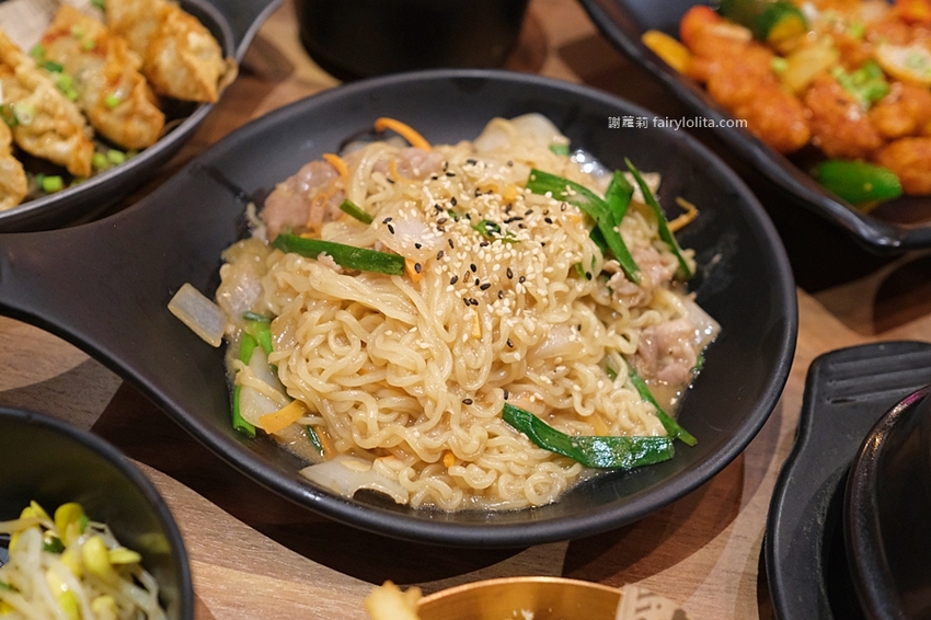 BINGU Beer 賓屋韓式小酒館。中壢新開幕小酒館，「樂磕深水炸彈」讓你玩到瘋！