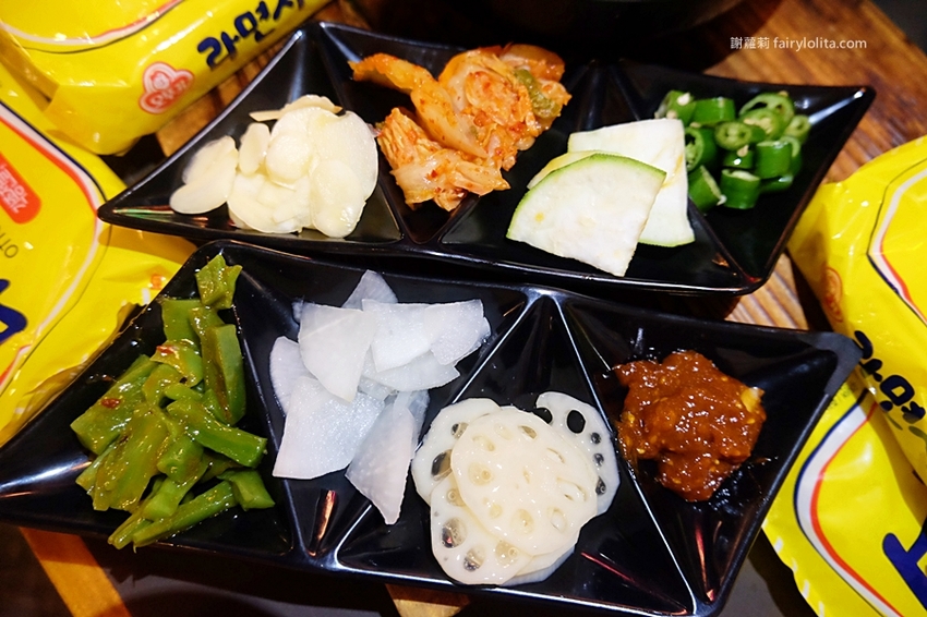 BINGU賓屋韓國食堂。只要358元,超狂韓式銅盤烤肉吃到飽,最多享近50道食材任你挑! @蹦啾♥謝蘿莉 La vie heureuse