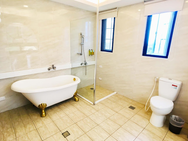 [墾丁住宿] 小迷鹿 Cest La Vie Villa｜來去恆春住地中海風格白色城堡，童趣精緻套房孩子超愛，石頭彩繪親子DIY留下南國美好回憶！