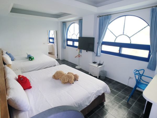 02C93D8C-E681-4CE6-A6AE-884C80CE6606.jpg 02C93D8C-E681-4CE6-A6AE-884C80CE6606.jpg