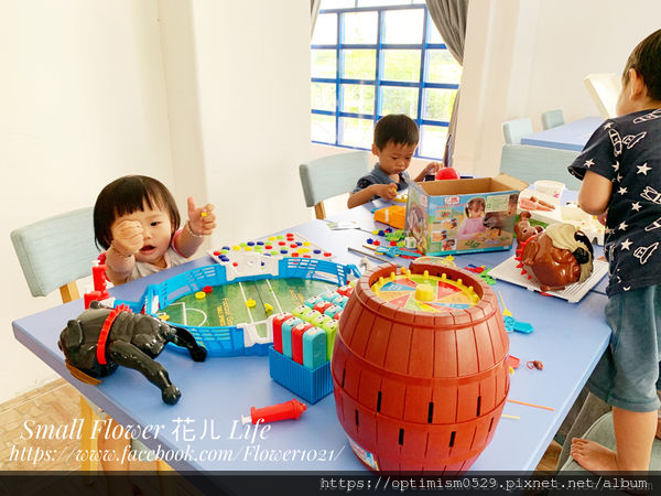 《屏東-恆春-墾丁》親子旅遊住宿/卡通主題房/童趣/玩具總動員/凱蒂貓/哆啦a夢-「小迷鹿 Cest La Vie Villa/新艾米亞 Emilia Villa」