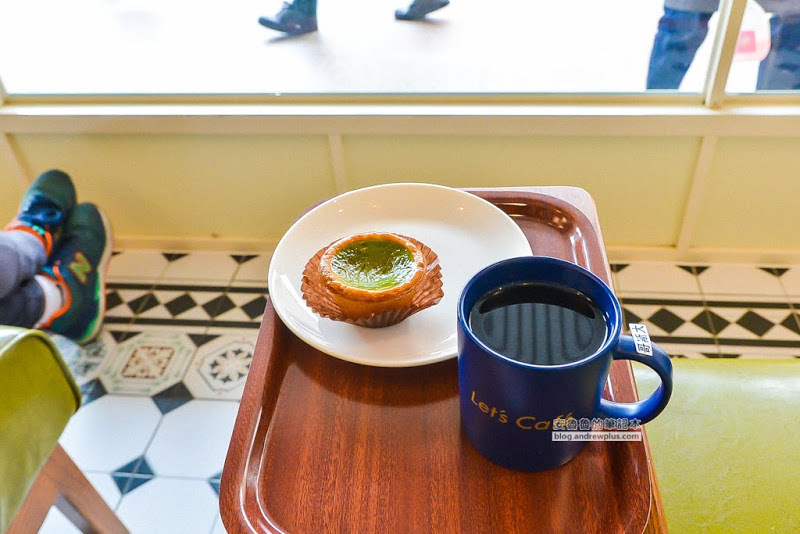 Let’s Café 品牌旗艦店-24H不打烊café,引進UCC咖啡大師重現大師手沖風味,還有冰涼綿密泡沫咖啡-全家便利商店台發店