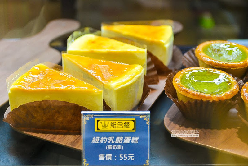 Let’s Café 品牌旗艦店-24H不打烊café,引進UCC咖啡大師重現大師手沖風味,還有冰涼綿密泡沫咖啡-全家便利商店台發店