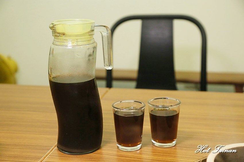 胡椒口味的羊肉爐吃過沒?老台南的口袋名單有新吃法:鄉野炭燒羊肉爐南紡店! - 熱血玩台南。跳躍新世界