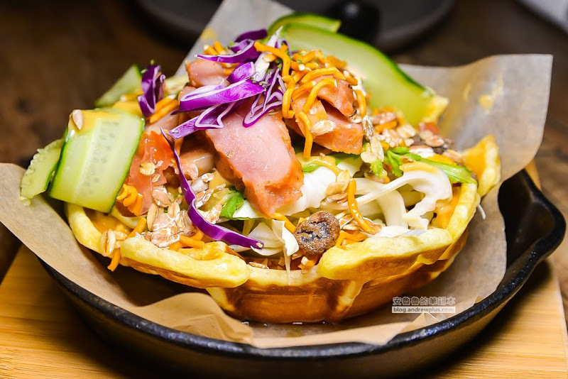 Jiala coffee-榮星花園旁用料豐富的熱壓吐司和杯子鬆餅