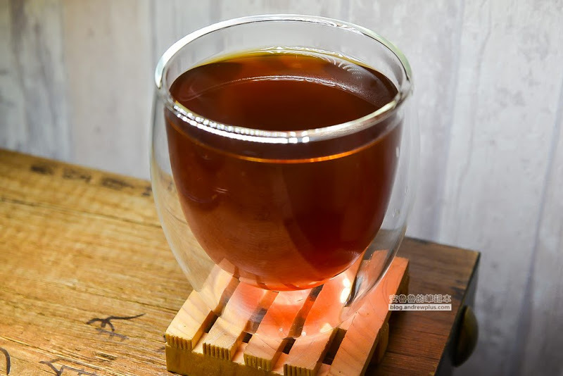 Jiala coffee-榮星花園旁用料豐富的熱壓吐司和杯子鬆餅