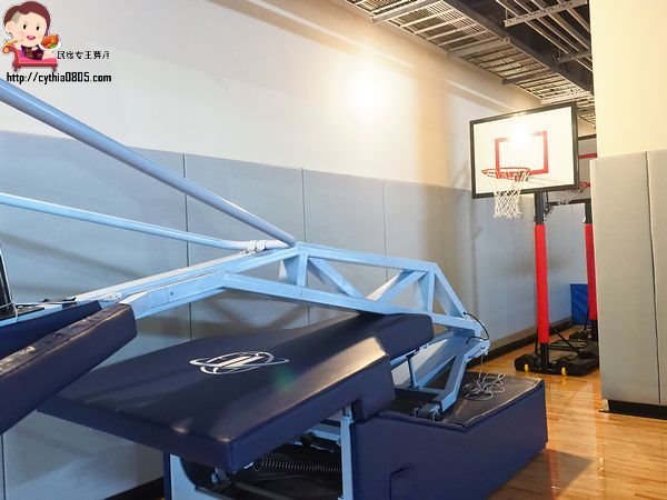 桃園平鎮景點-平鎮國民運動中心-南勢也有國民運動中心了，三個禮拜試營運免費，大家來運動吧!!! @民宿女王芽月-美食.旅遊.全台趴趴走