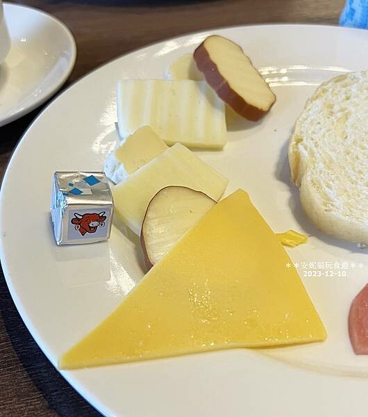 【高雄。前鎮】離統一夢時代5分鐘車程|早餐非常豐盛|富野集團 【高雄。前鎮】離統一夢時代5分鐘車程|早餐非常豐盛|富野集團