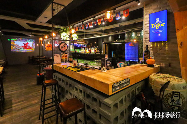 買醉串燒酒場：宜蘭宵夜-買醉串燒酒場｜宜大旁超高CP值的燒烤串燒炸物沙朗牛排與烤魷魚