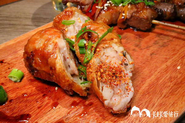 買醉串燒酒場：宜蘭宵夜-買醉串燒酒場｜宜大旁超高CP值的燒烤串燒炸物沙朗牛排與烤魷魚