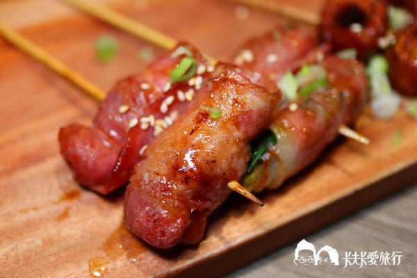 買醉串燒酒場：宜蘭宵夜-買醉串燒酒場｜宜大旁超高CP值的燒烤串燒炸物沙朗牛排與烤魷魚