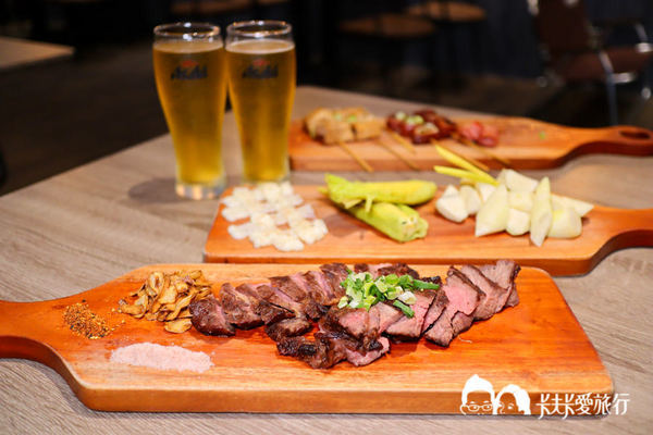 買醉串燒酒場：宜蘭宵夜-買醉串燒酒場｜宜大旁超高CP值的燒烤串燒炸物沙朗牛排與烤魷魚