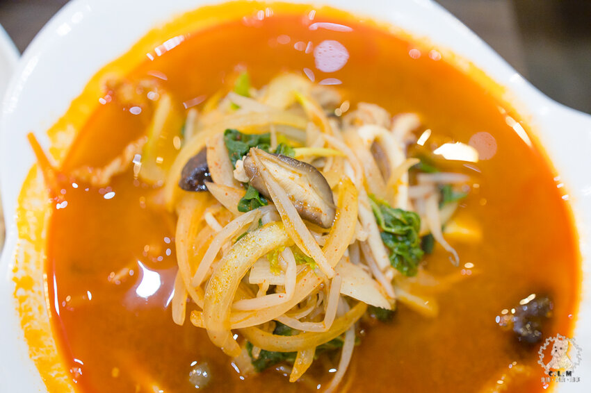 馬醬中華料理有限公司|台北中山食記|韓式特色麵食炸醬麵和炒馬麵好好吃,糖醋肉沒筋肉軟嫩 - 卡爾茗 C.L.M.