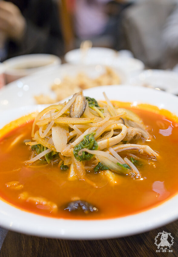 馬醬中華料理有限公司|台北中山食記|韓式特色麵食炸醬麵和炒馬麵好好吃,糖醋肉沒筋肉軟嫩 - 卡爾茗 C.L.M.