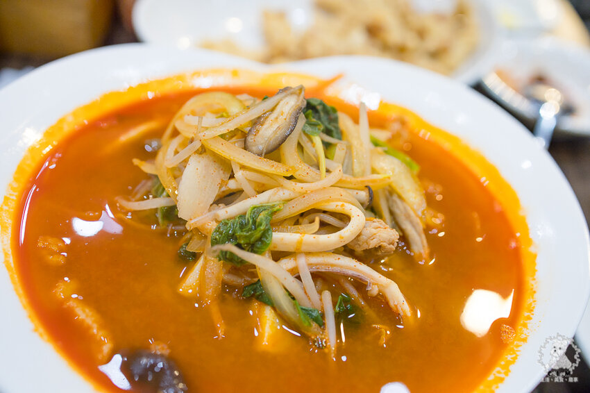 馬醬中華料理有限公司|台北中山食記|韓式特色麵食炸醬麵和炒馬麵好好吃,糖醋肉沒筋肉軟嫩 - 卡爾茗 C.L.M.