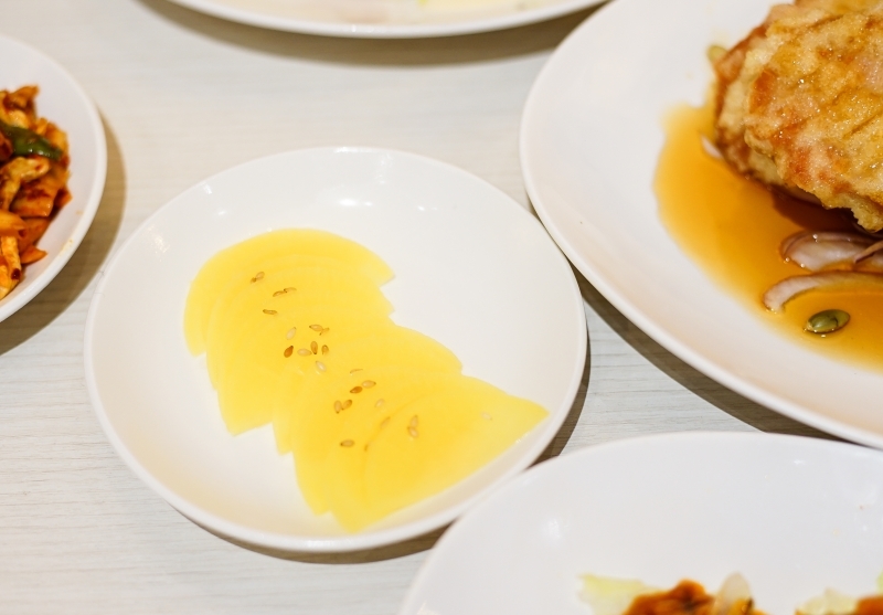 跳躍的宅男 - [中山區美食] 台北也有韓式中華料理可以吃 大推海鮮炒碼麵 黑色炸醬麵 乾烹雞推薦 南京復興站美食 -馬醬韓國中華料理