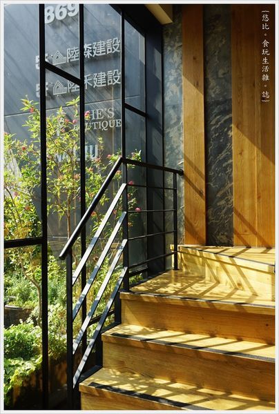 Bistro88 light-4-2F.JPG Bistro88 light-4-2F.JPG