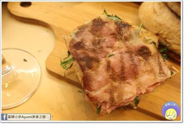 Self Serve：[食記]►台南中西區◄在新美街與義式三明治帕尼尼的相遇－Self Serve