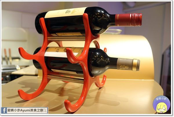 Self Serve：[食記]►台南中西區◄在新美街與義式三明治帕尼尼的相遇－Self Serve