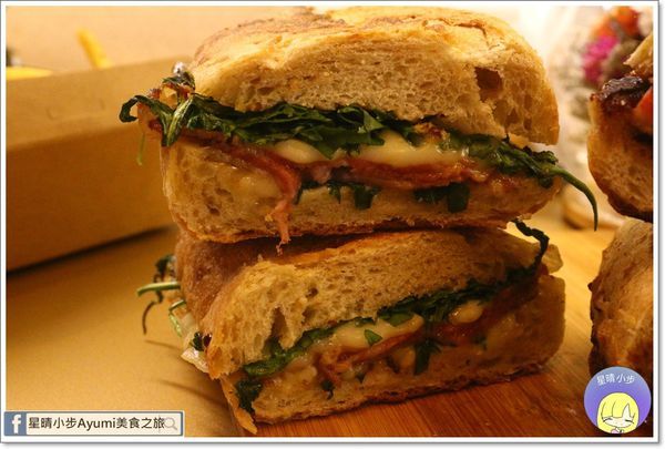 Self Serve：[食記]►台南中西區◄在新美街與義式三明治帕尼尼的相遇－Self Serve