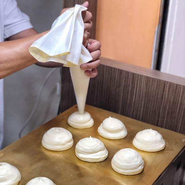 王子神谷 おうじかみや-逢甲店：【台中西屯區】台南超夯王子神谷日式厚鬆餅在逢甲夜市也吃得到囉 平價又美味的散步甜點