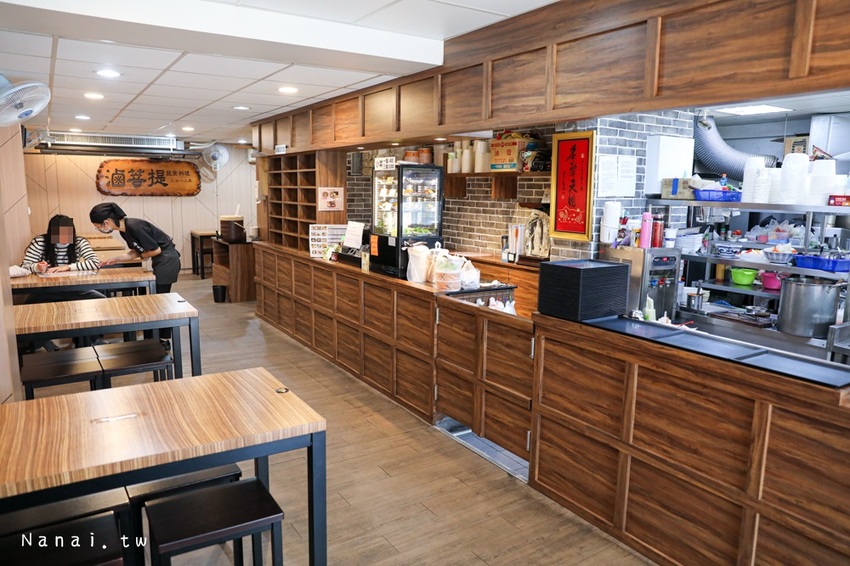 台中中國醫|滷菩提蔬食料理。Google4.4顆星，純手工招牌素湯包，回味蔬餃子 - Nana愛旅行札記