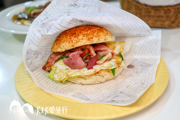 肚子ㄜ、了！早午餐、下午茶、義大利麵：【宜蘭早午餐】肚子餓了｜CP值超高！必點蔥多多蛋餅！剝皮辣椒蛋餅和鴨賞漢堡