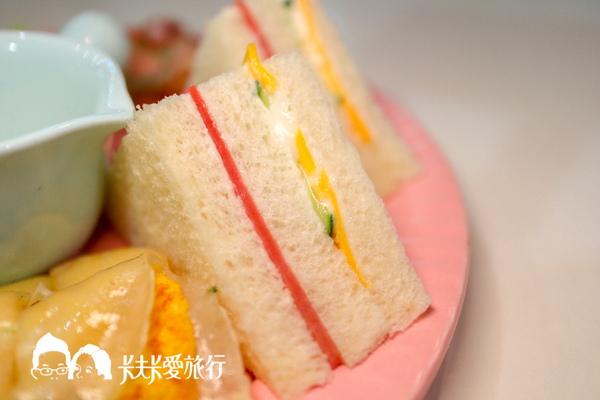 肚子ㄜ、了！早午餐、下午茶、義大利麵：【宜蘭早午餐】肚子餓了｜CP值超高！必點蔥多多蛋餅！剝皮辣椒蛋餅和鴨賞漢堡