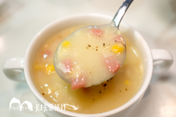 肚子ㄜ、了！早午餐、下午茶、義大利麵：【宜蘭早午餐】肚子餓了｜CP值超高！必點蔥多多蛋餅！剝皮辣椒蛋餅和鴨賞漢堡