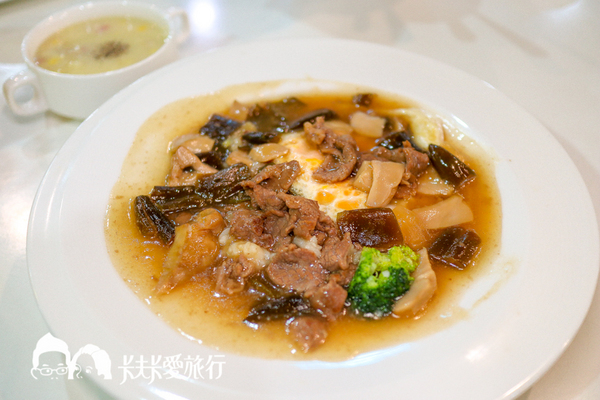 肚子ㄜ、了！早午餐、下午茶、義大利麵：【宜蘭早午餐】肚子餓了｜CP值超高！必點蔥多多蛋餅！剝皮辣椒蛋餅和鴨賞漢堡