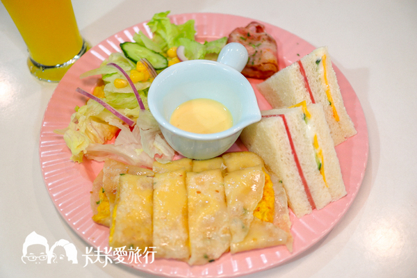 肚子ㄜ、了！早午餐、下午茶、義大利麵：【宜蘭早午餐】肚子餓了｜CP值超高！必點蔥多多蛋餅！剝皮辣椒蛋餅和鴨賞漢堡