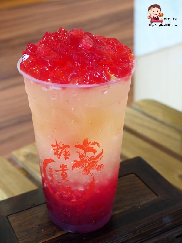 桃園中壢美食-糖貴妃黑糖飲中壢店-落腳新店新氣象，眼神死的貴妃引起IG風  (邀約) @民宿女王芽月-美食.旅遊.全台趴趴走