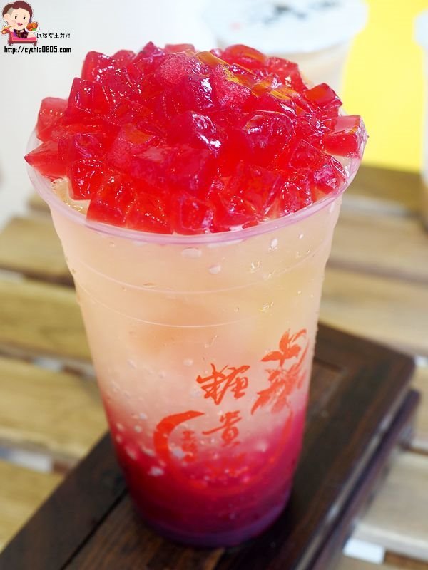 桃園中壢美食-糖貴妃黑糖飲中壢店-落腳新店新氣象，眼神死的貴妃引起IG風  (邀約) @民宿女王芽月-美食.旅遊.全台趴趴走