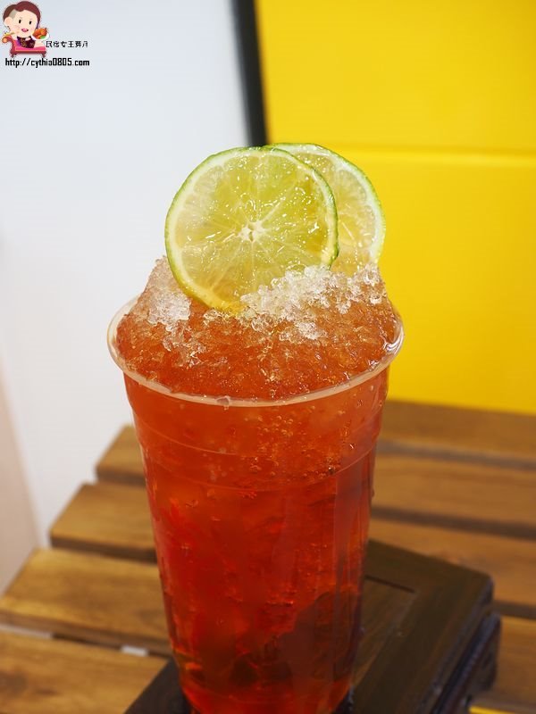 桃園中壢美食-糖貴妃黑糖飲中壢店-落腳新店新氣象，眼神死的貴妃引起IG風  (邀約) @民宿女王芽月-美食.旅遊.全台趴趴走