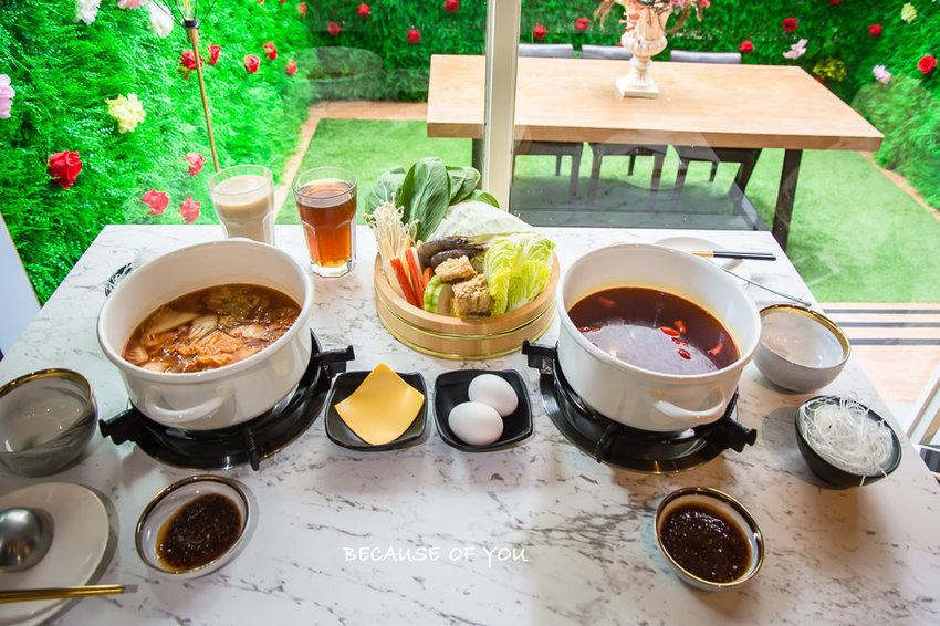|高雄美食|因為有您,精緻法式琺瑯鍋物餐廳,二樓戶外還有IG網美打卡牆 - 阿婷的旅行札記。