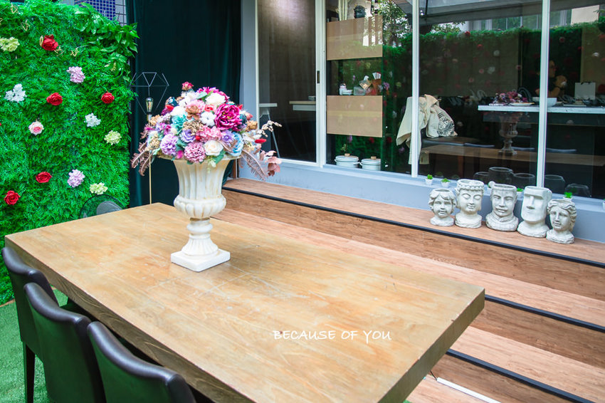 |高雄美食|因為有您,精緻法式琺瑯鍋物餐廳,二樓戶外還有IG網美打卡牆 - 阿婷的旅行札記。