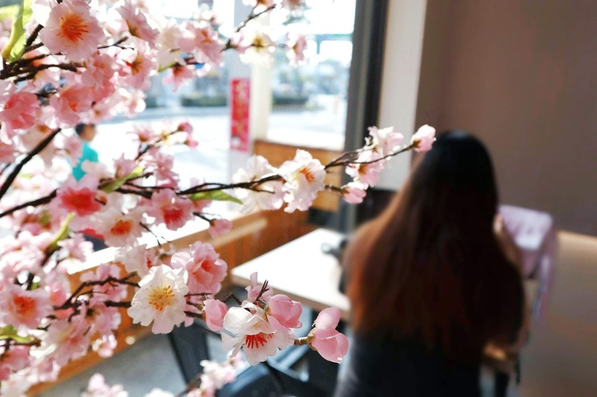 Point Blur_Mar242019_230216-01