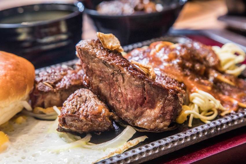 [台北信義]日本A4和牛牛排真的不用一千！最低280元起吃到超級烤箱厚切牛排！鉄火牛排TEKKA STEAK-新光三越A11店 - 大手牽小手。玩樂趣