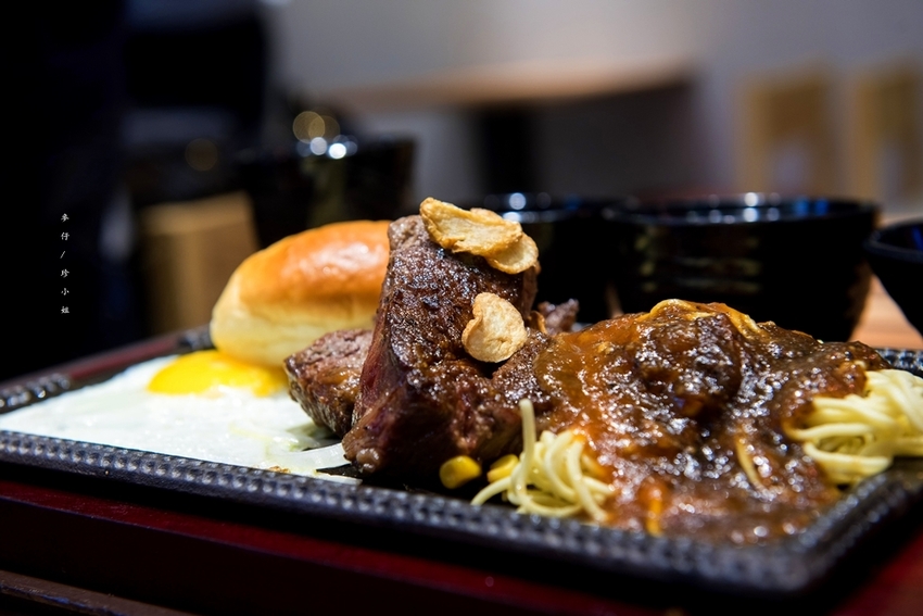 【台北美食】鉄火牛排2.0進駐新光三越A11美食街～900度超級烤箱製作的牛排280元起就吃得到｜捷運市政府站美食